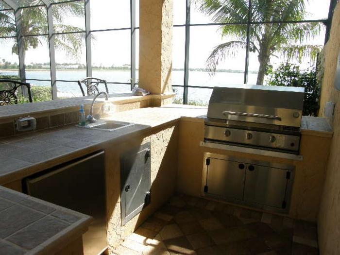 Grill, Sink, Refrger Listing photo 10