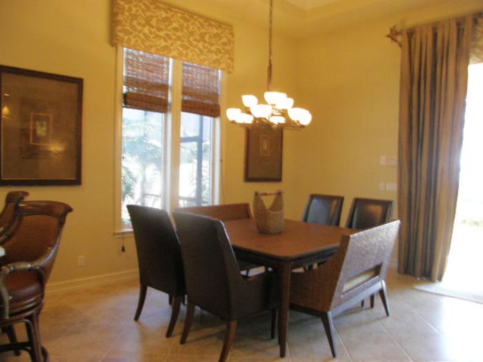 Dining Room Listing photo 3